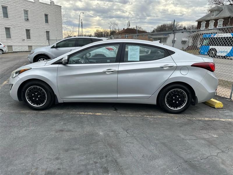 Hyundai Elantra  2016