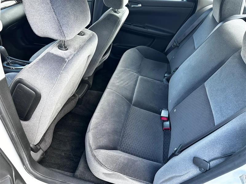 Chevrolet Impala LS (Fleet) 2012