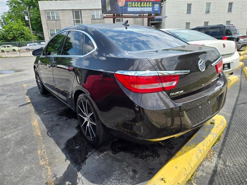 Buick Verano Base 2014