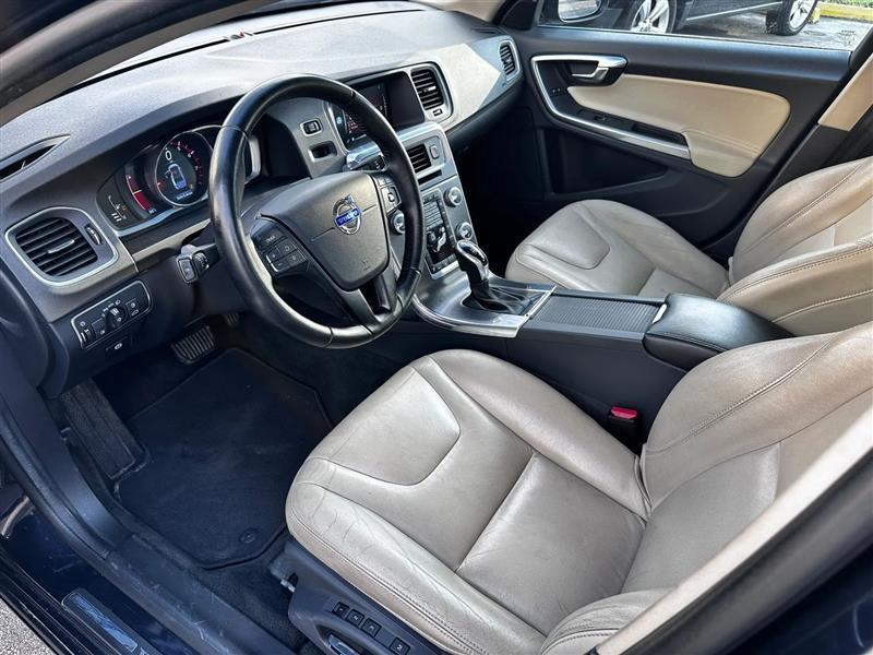Volvo S60 T5 Drive-E Premier FWD 2016