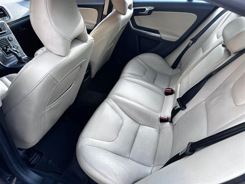 Volvo S60 T5 Drive-E Premier FWD 2016
