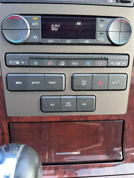 Lincoln Navigator L 4WD 2013