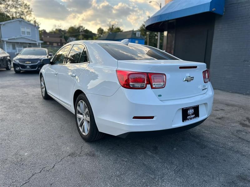 Chevrolet Malibu 2LT 2015