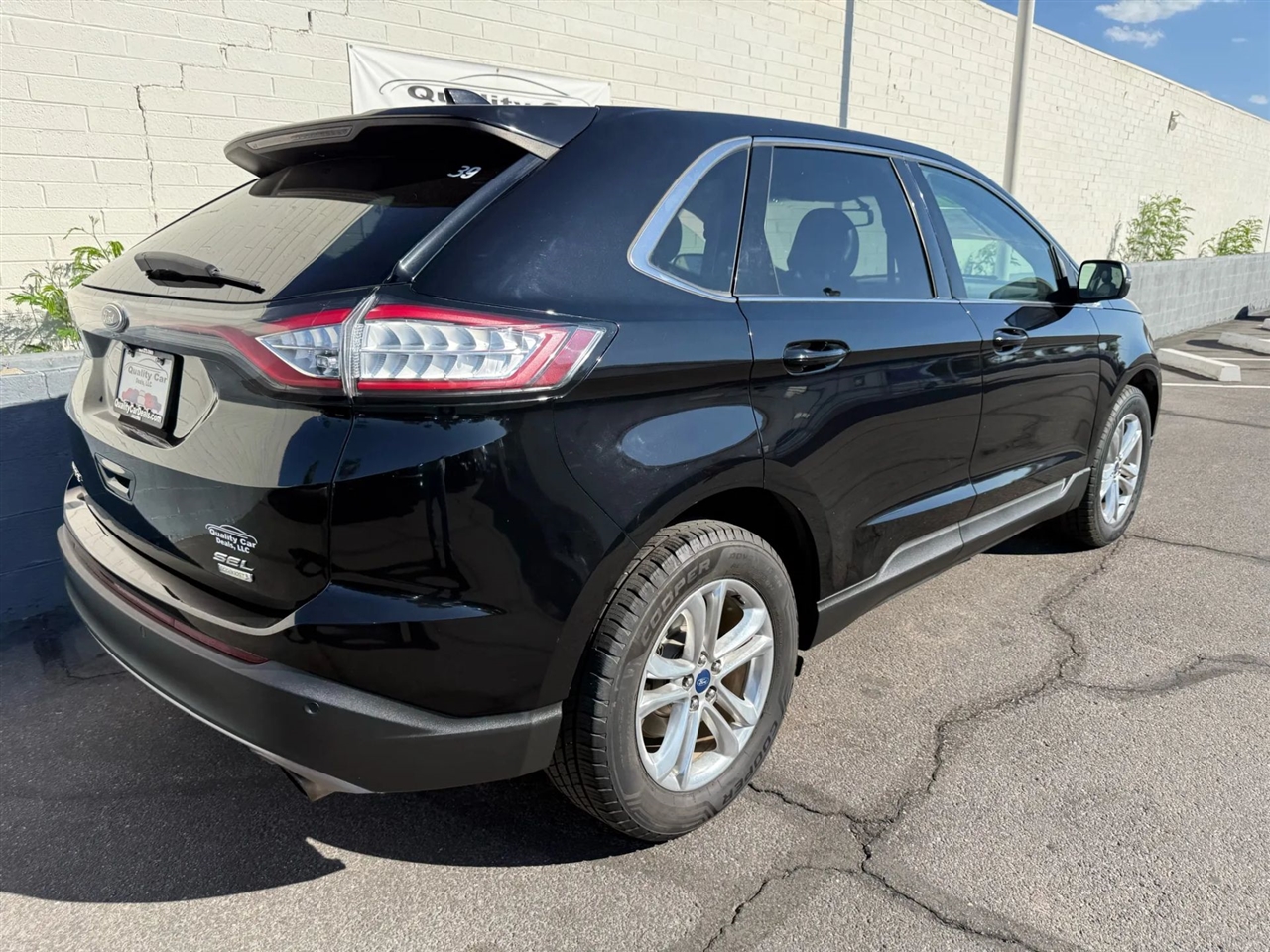 2017 Ford Edge SEL photo 6