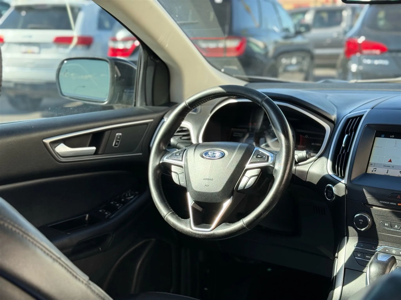 2017 Ford Edge SEL photo 8