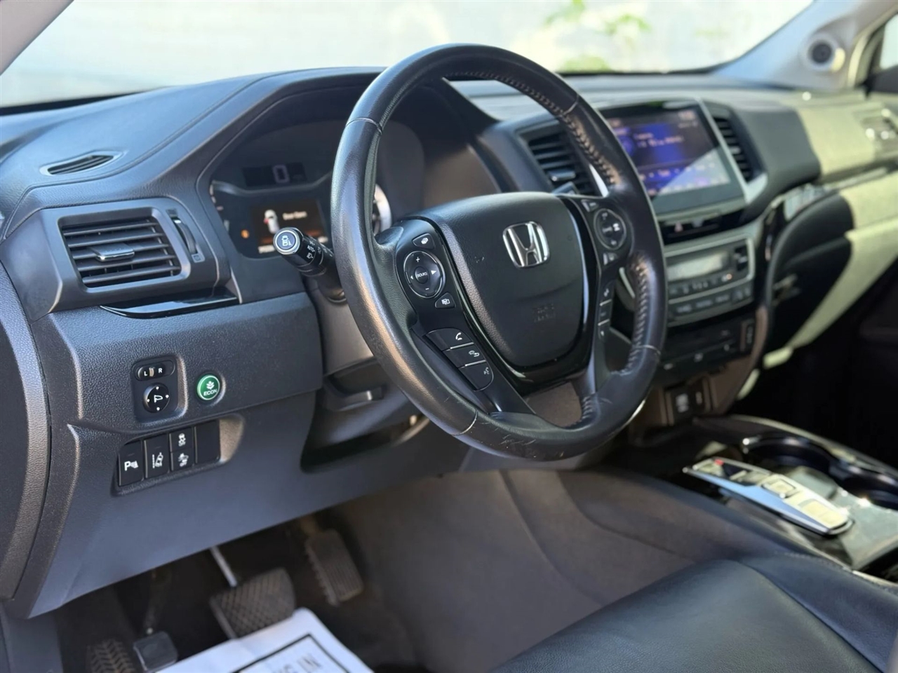 Honda Pilot Touring 2WD 2016