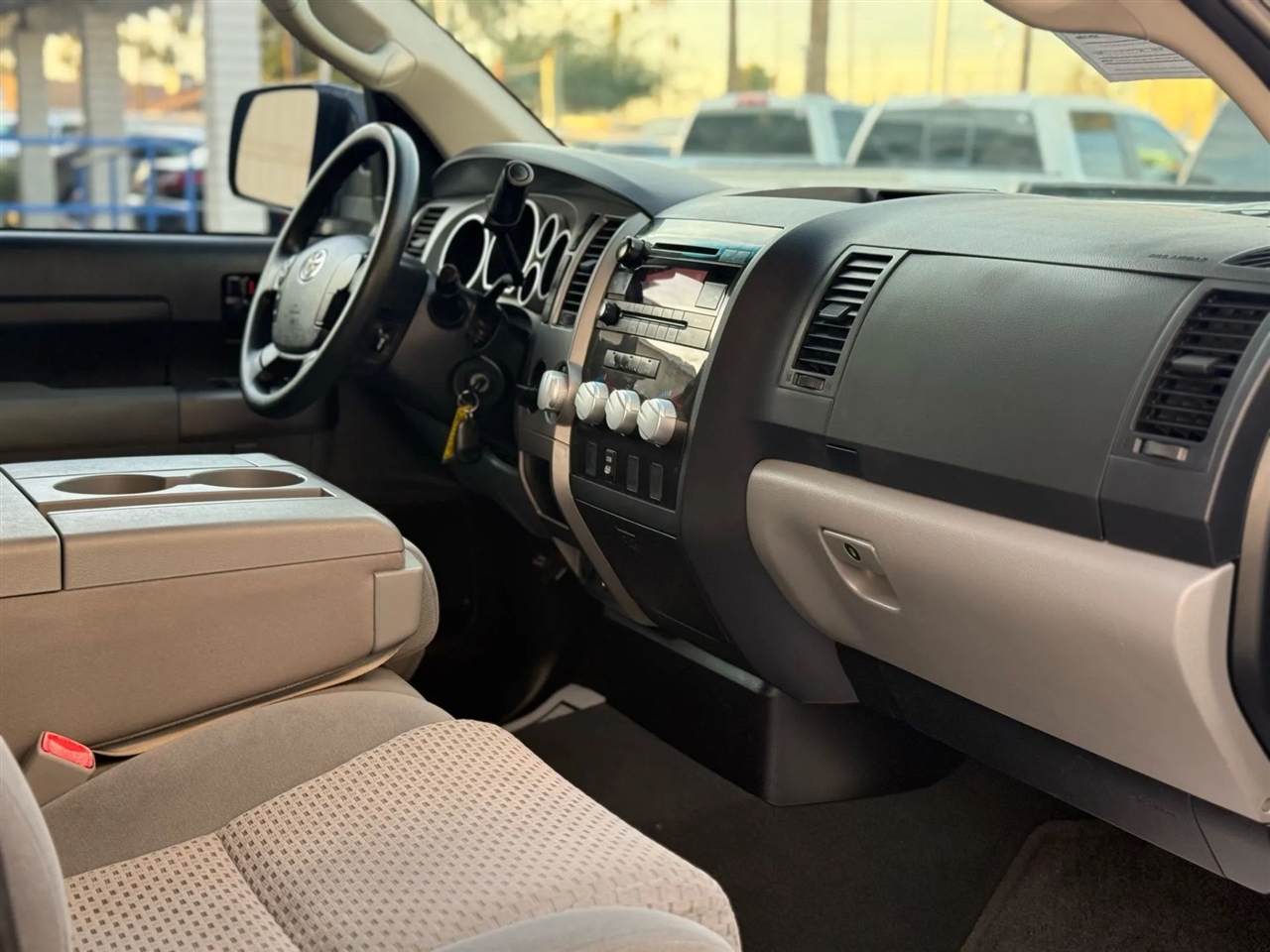 Toyota Tundra Tundra-Grade 5.7L Double Cab 2WD 2013