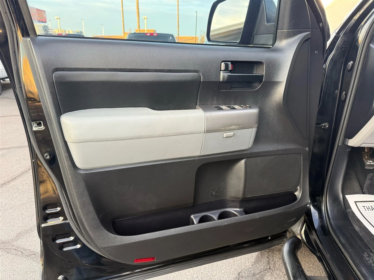 Toyota Tundra Tundra-Grade 5.7L Double Cab 2WD 2013