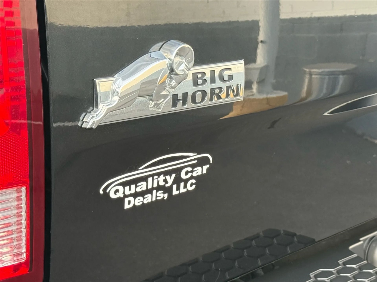 RAM 1500 SLT Quad Cab 2WD 2017