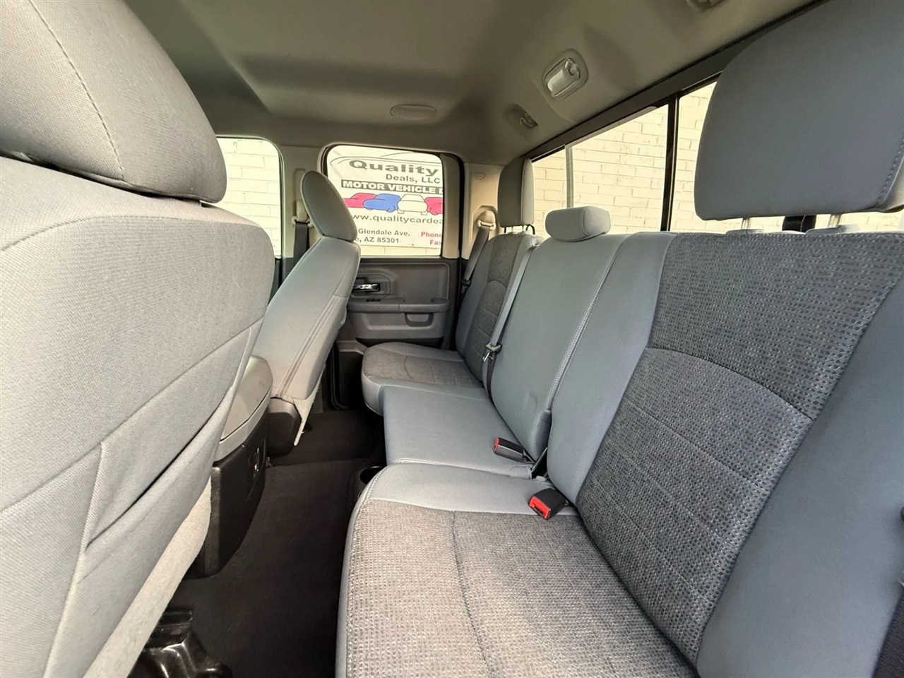 RAM 1500 SLT Quad Cab 2WD 2017