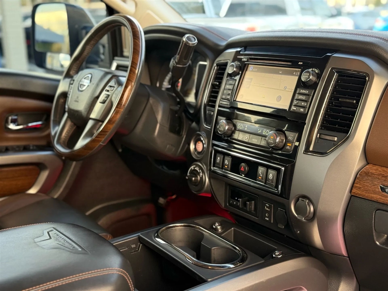 Nissan Titan XD Platinum Reserve 4WD 2017