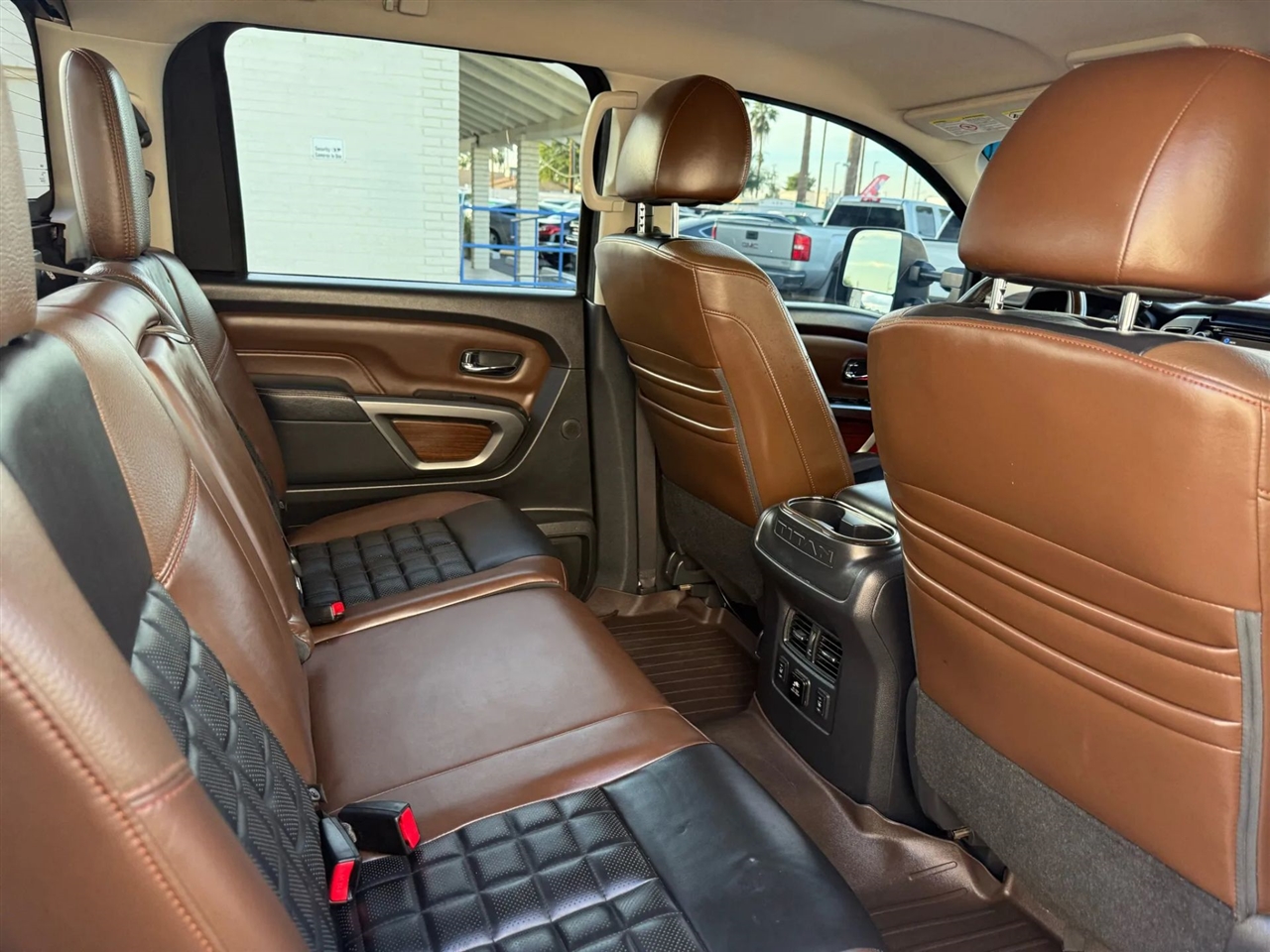 Nissan Titan XD Platinum Reserve 4WD 2017