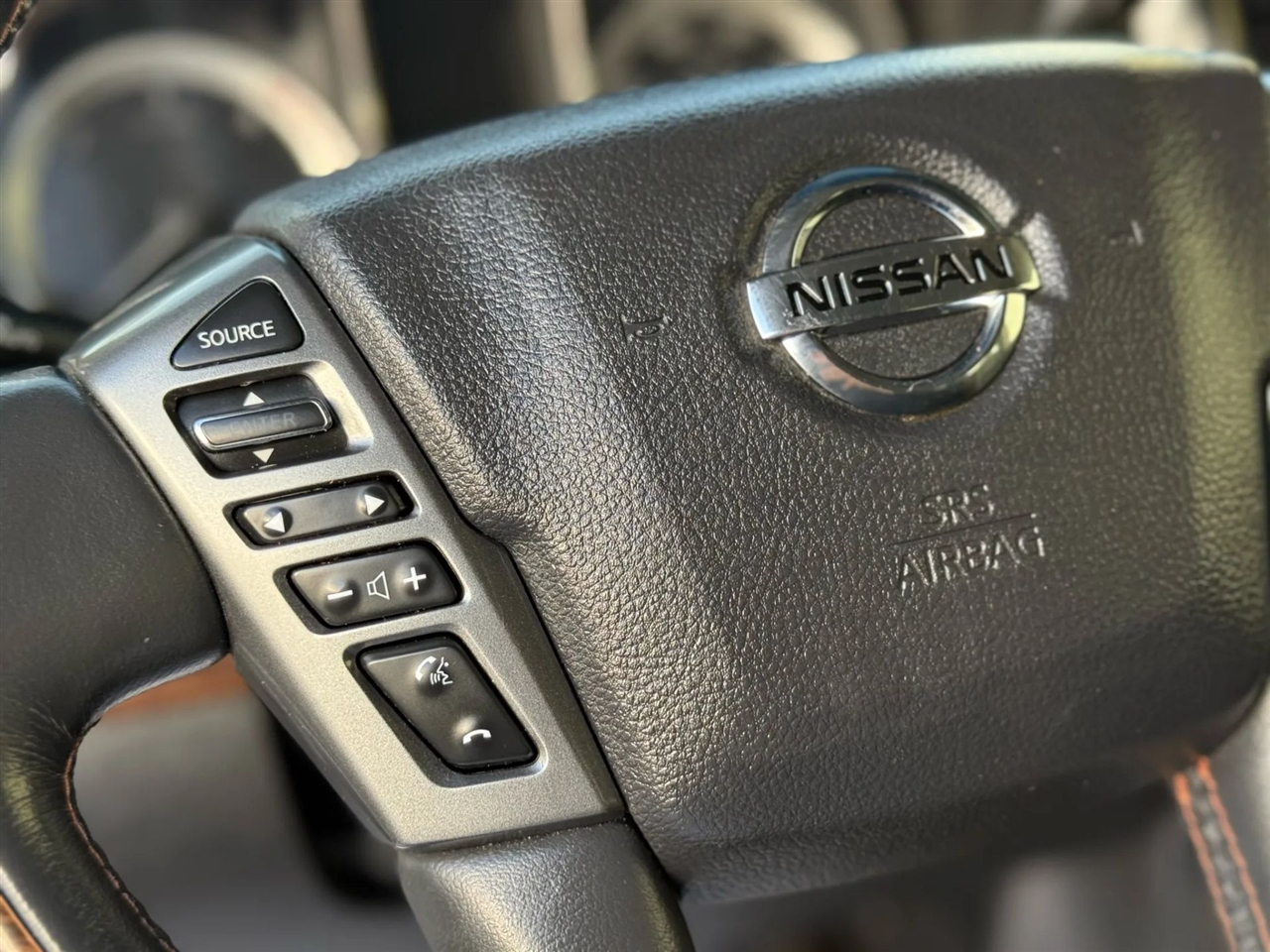 Nissan Titan XD Platinum Reserve 4WD 2017