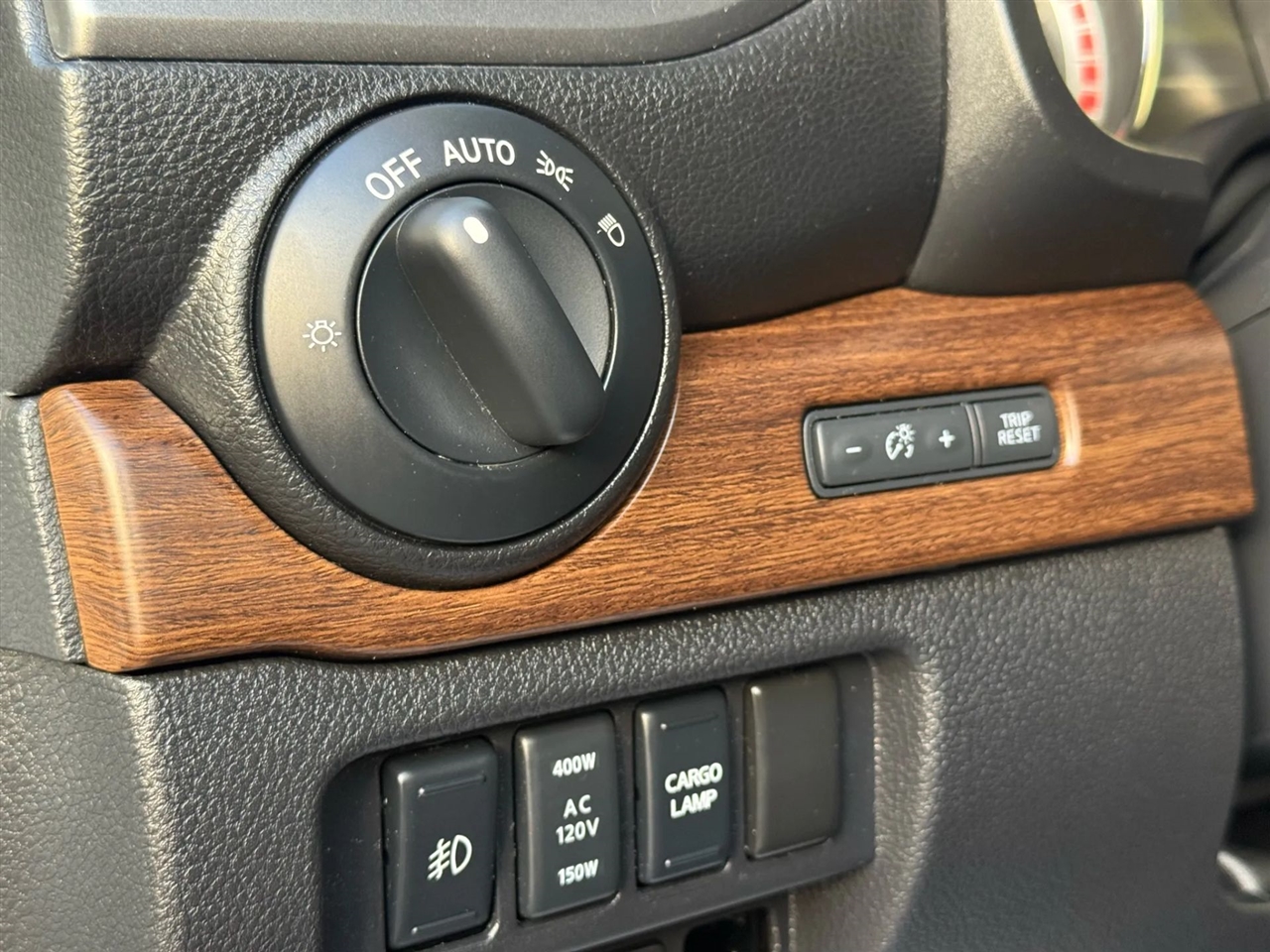 Nissan Titan XD Platinum Reserve 4WD 2017