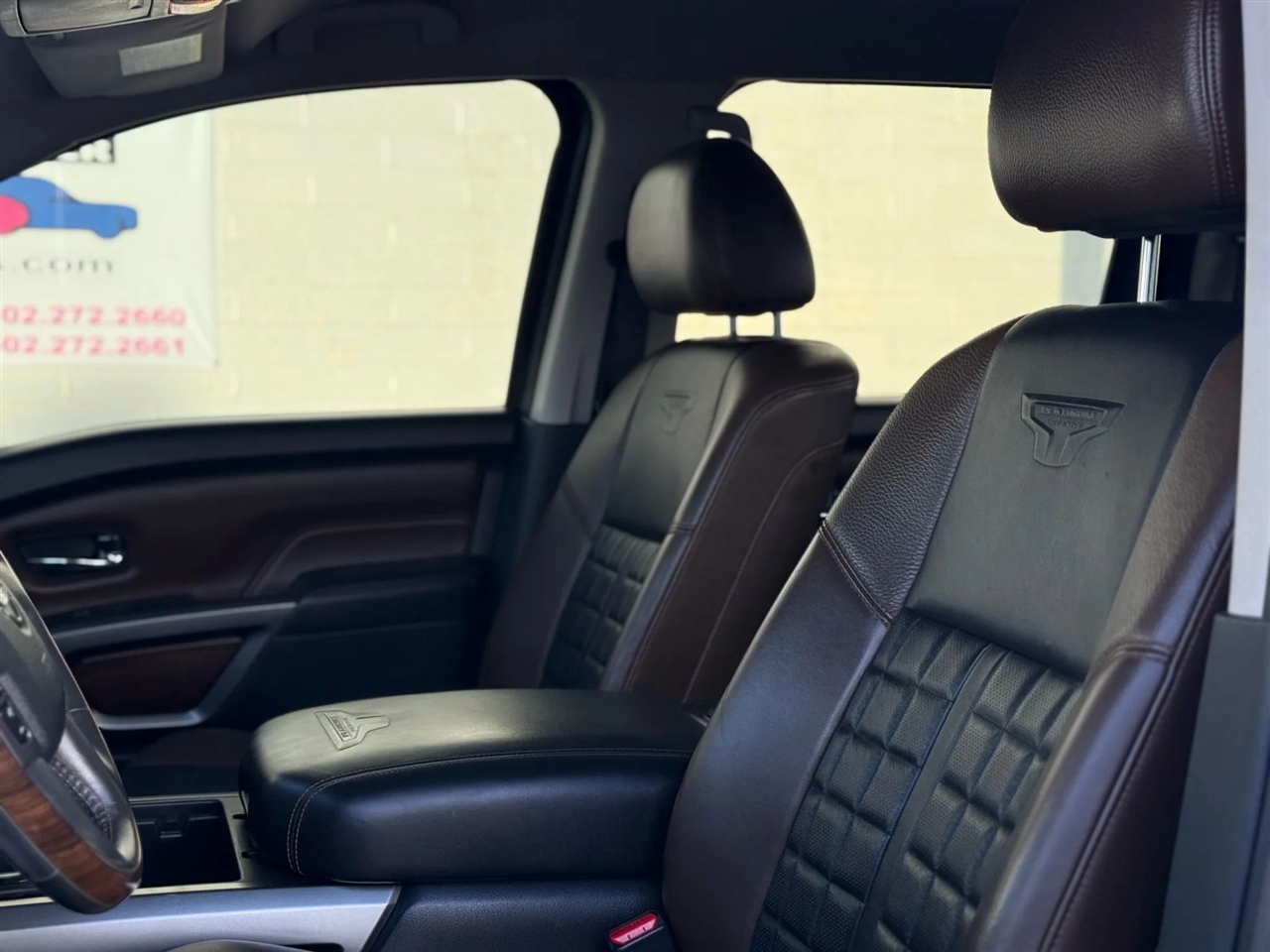 Nissan Titan XD Platinum Reserve 4WD 2017