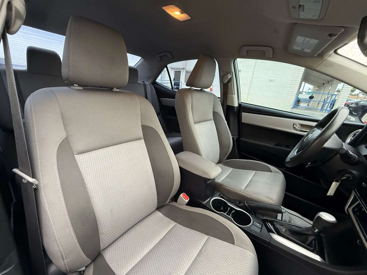 Toyota Corolla L CVT 2019