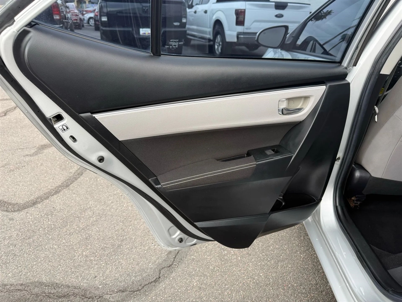 Toyota Corolla L CVT 2019