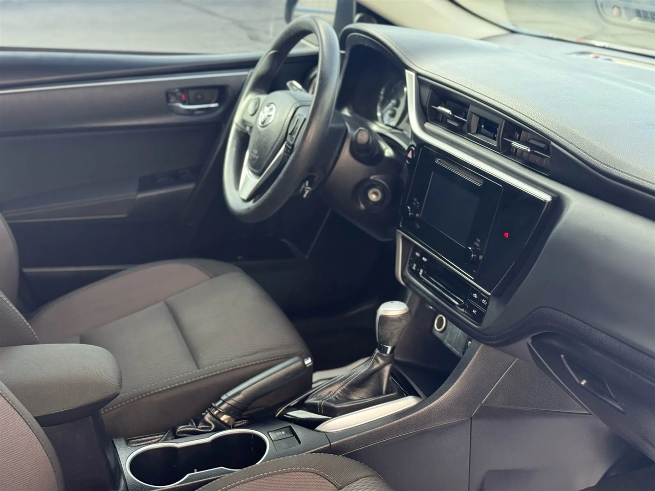 Toyota Corolla LE CVT 2018