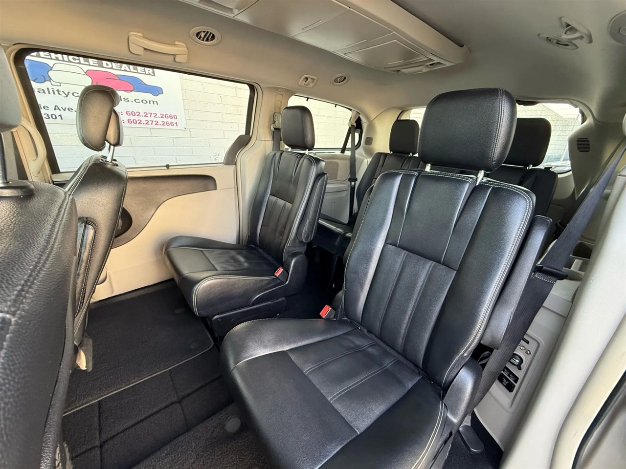 Chrysler Town & Country Touring 2016