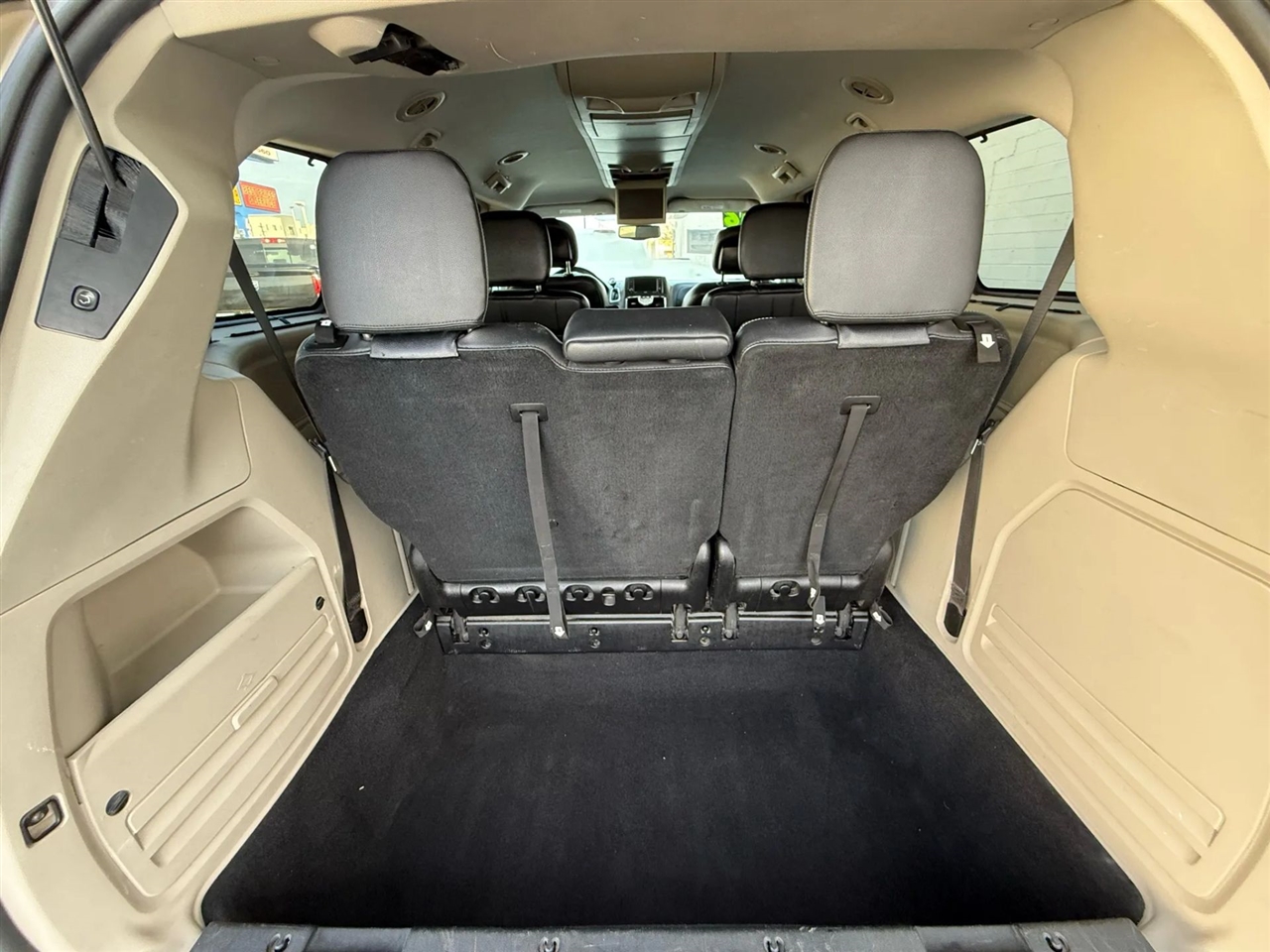 Chrysler Town & Country Touring 2016