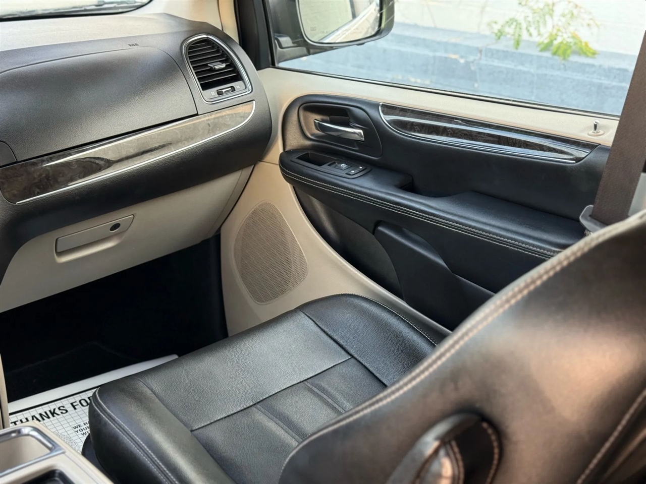 Chrysler Town & Country Touring 2016