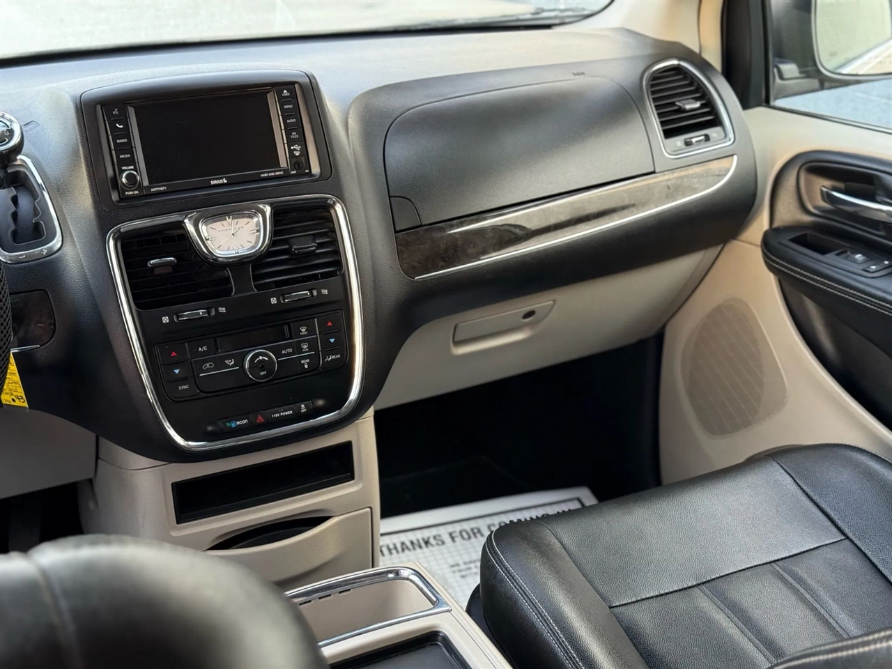 Chrysler Town & Country Touring 2016