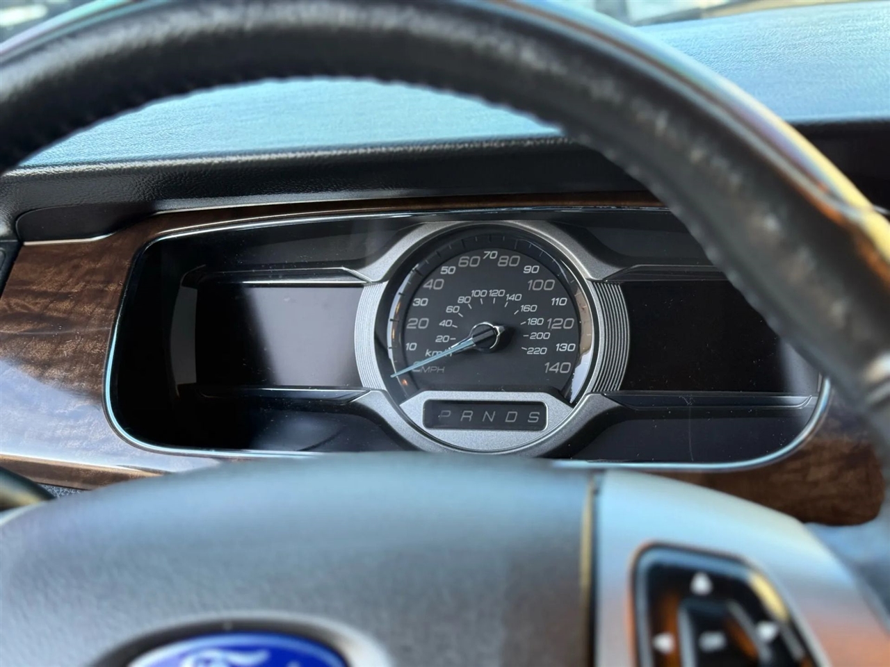 Ford Taurus Limited FWD 2015