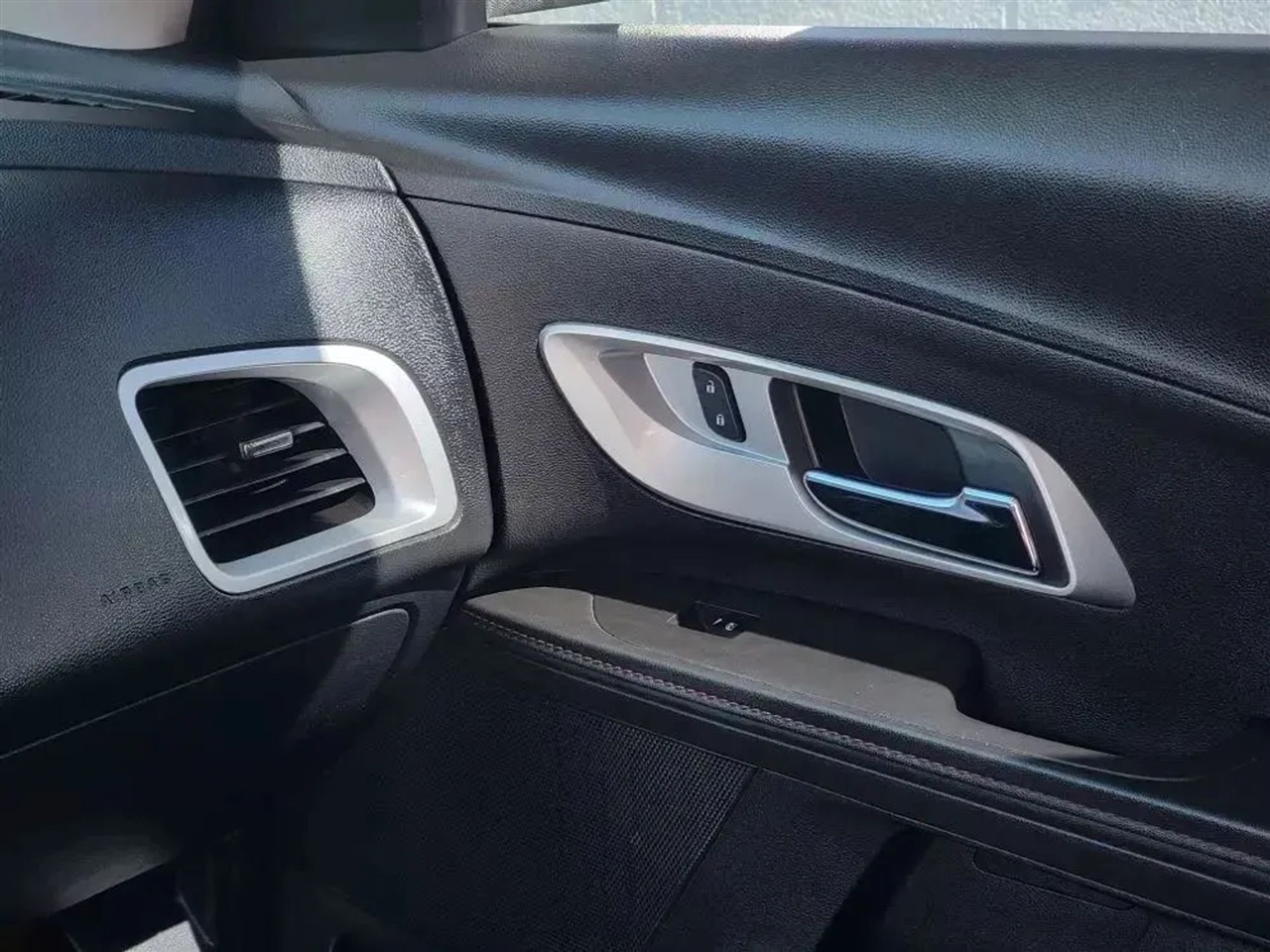 Chevrolet Equinox LTZ 2WD 2013