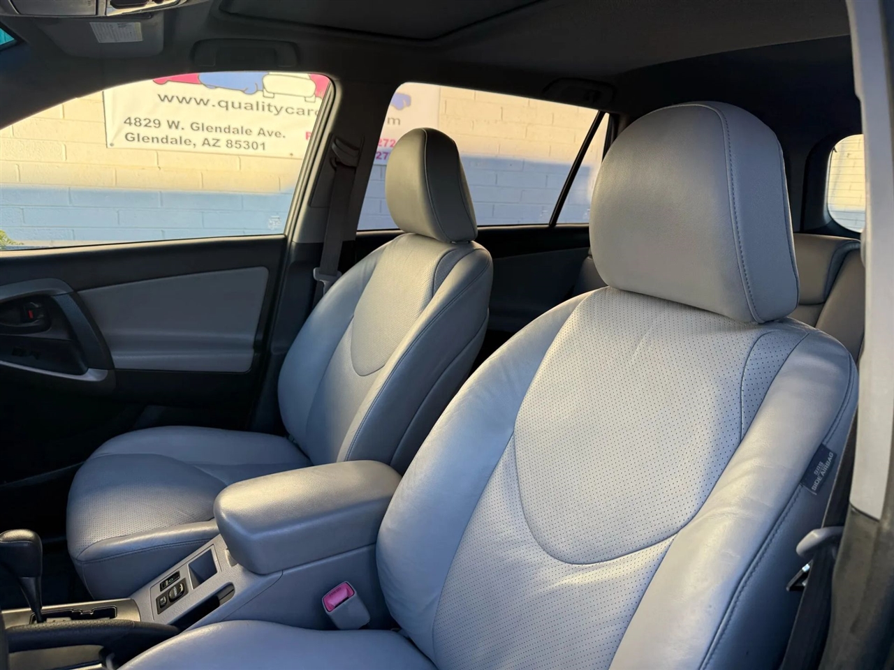 Toyota RAV4 Limited V6 4WD 2010