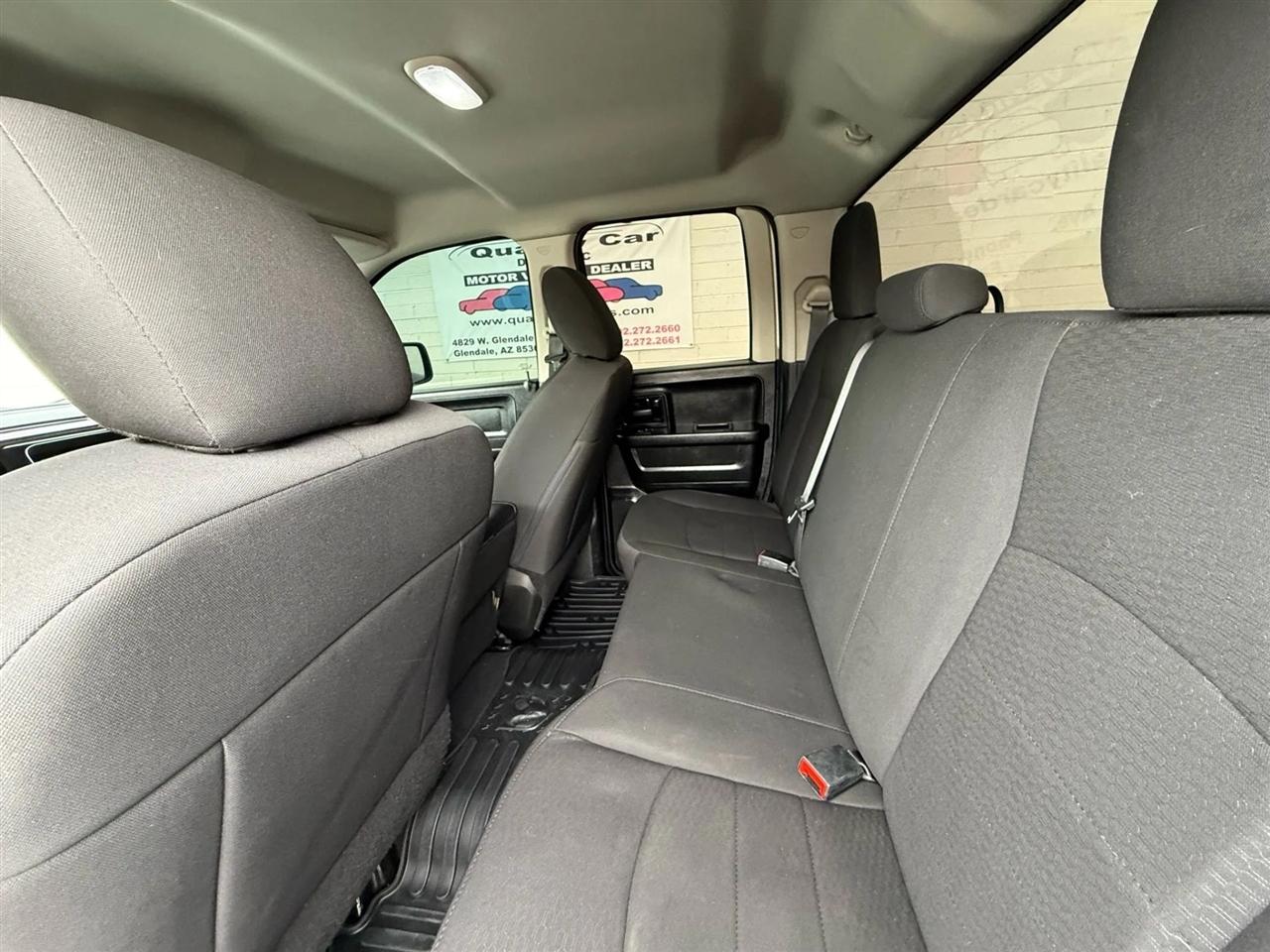 RAM 1500 Classic Tradesman Quad Cab 4WD 2020