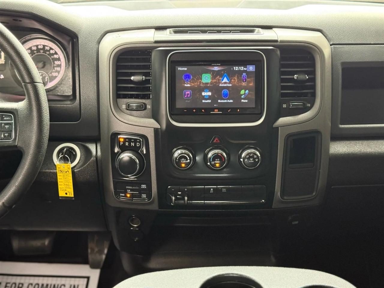 RAM 1500 Classic Tradesman Quad Cab 4WD 2020
