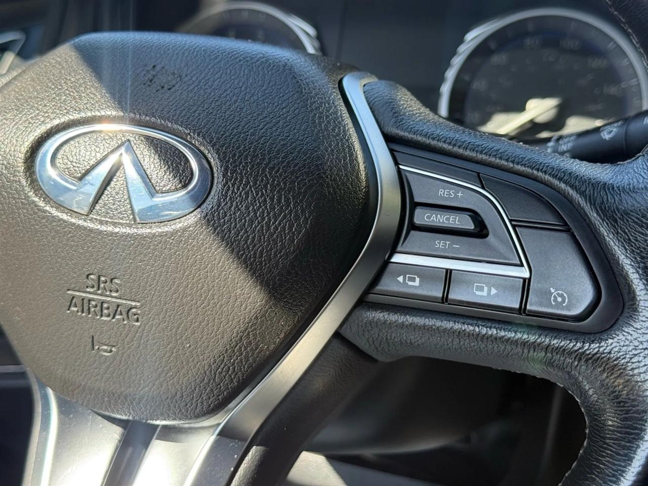 Infiniti Q60 3.0t Premium 2017