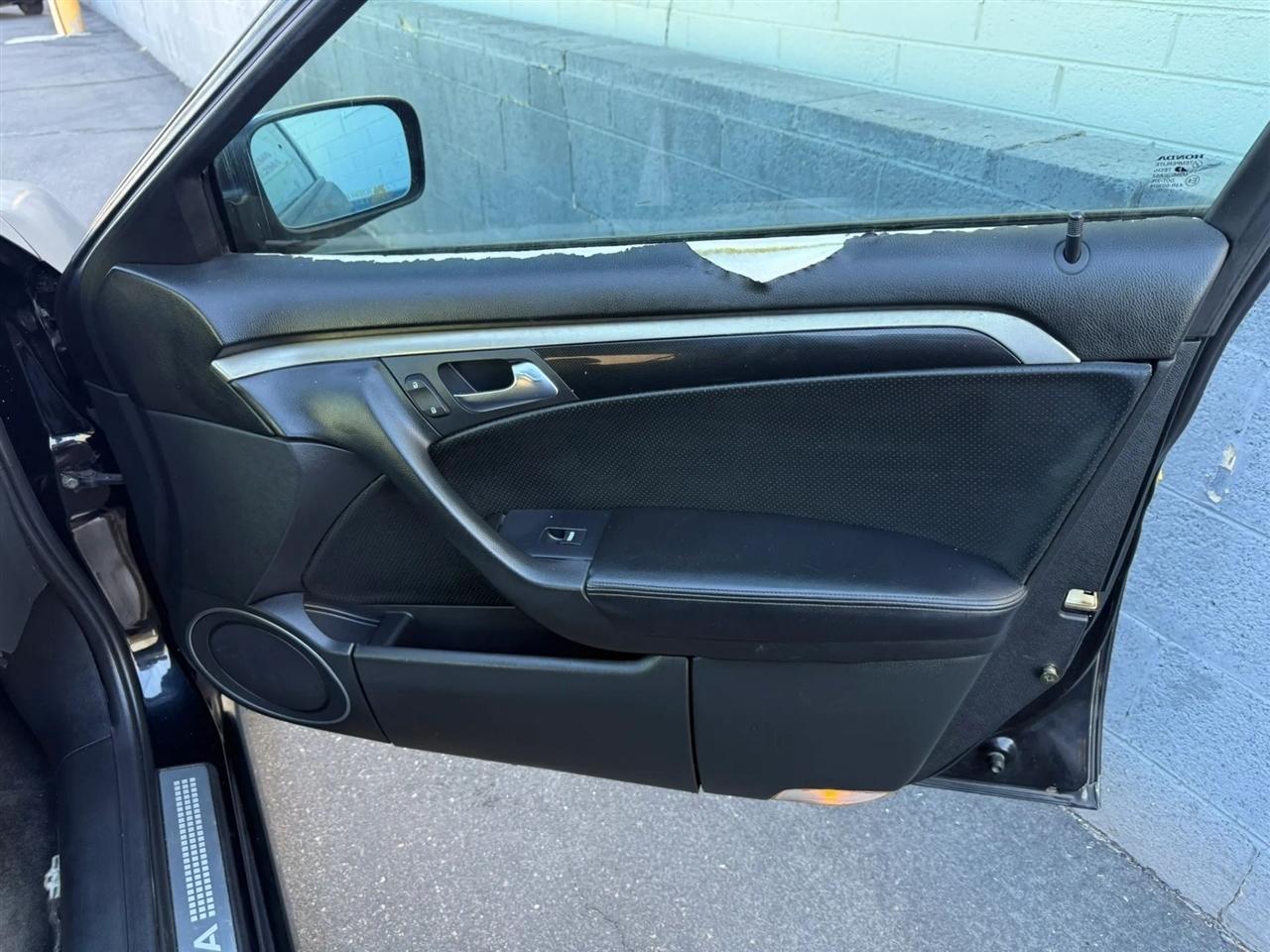 Acura TL 5-Speed AT 2004