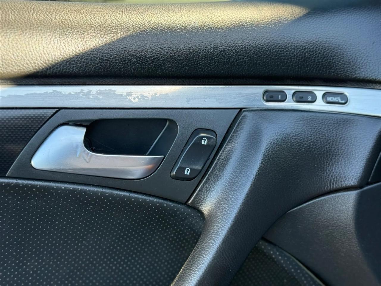 Acura TL 5-Speed AT 2004