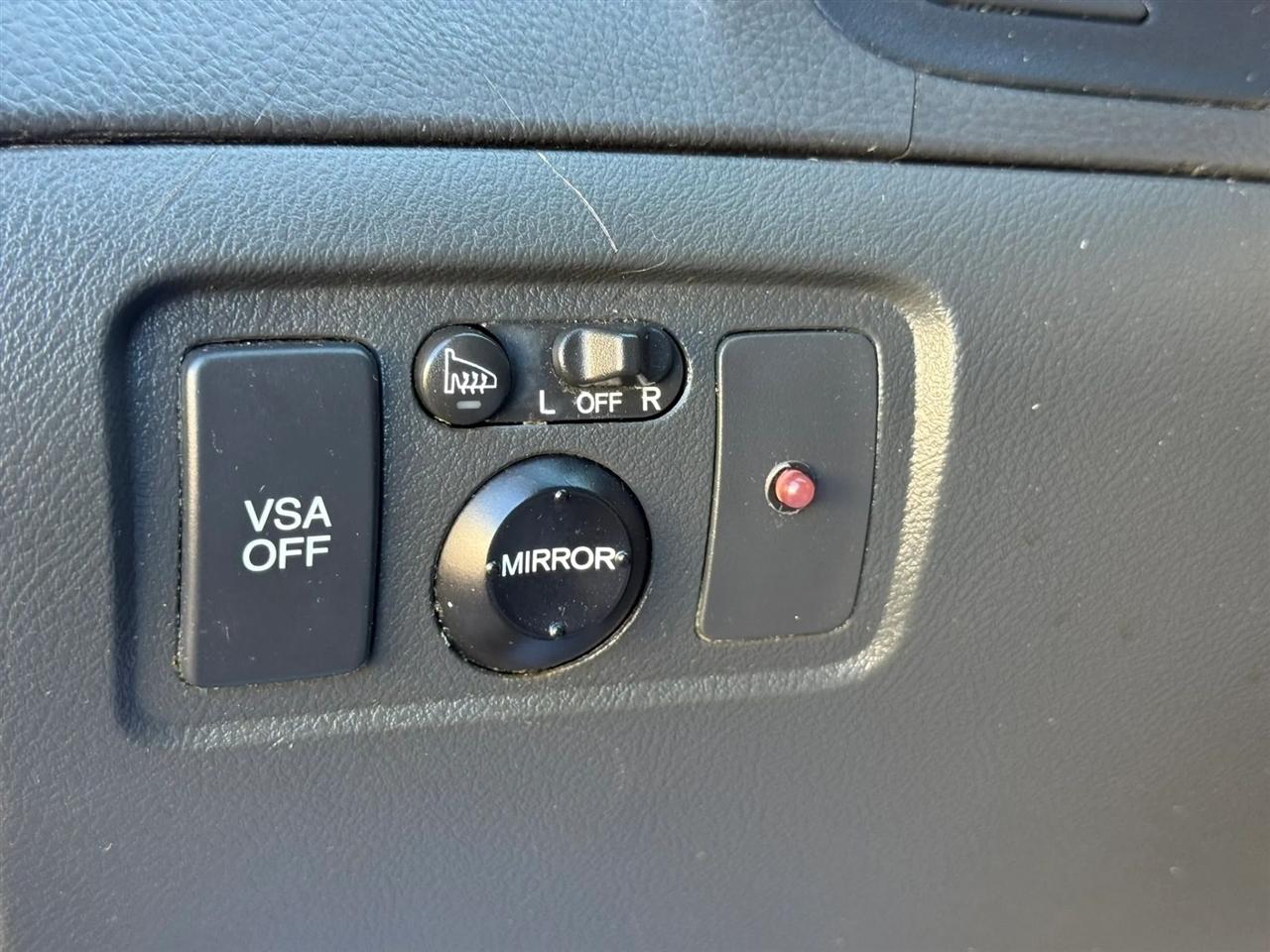 Acura TL 5-Speed AT 2004