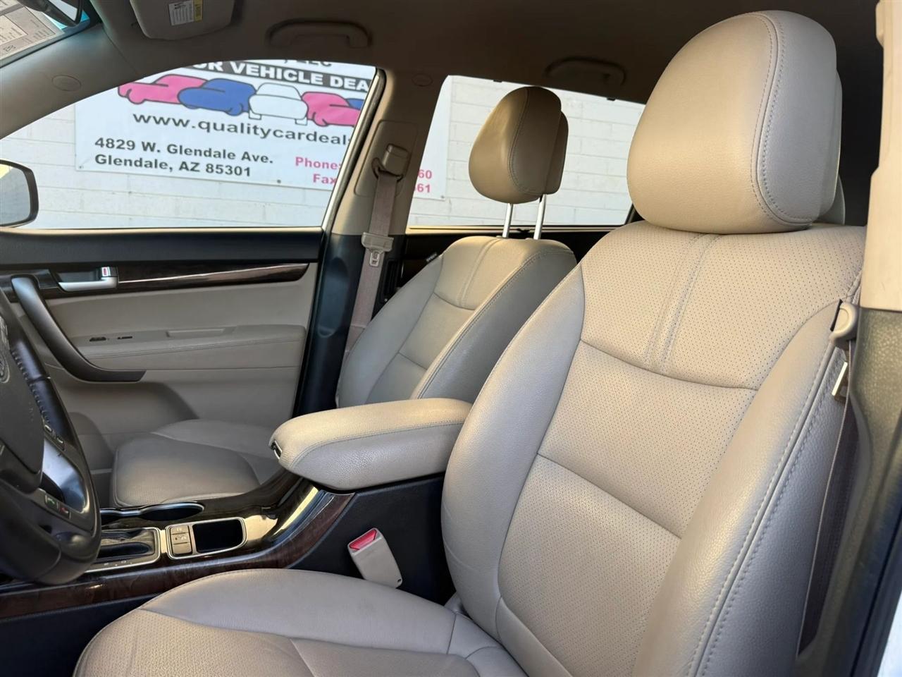 Kia Sorento LX 2WD 2015