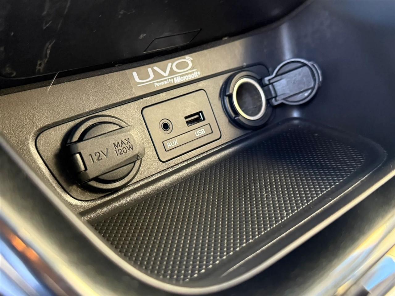 Kia Sorento LX 2WD 2015