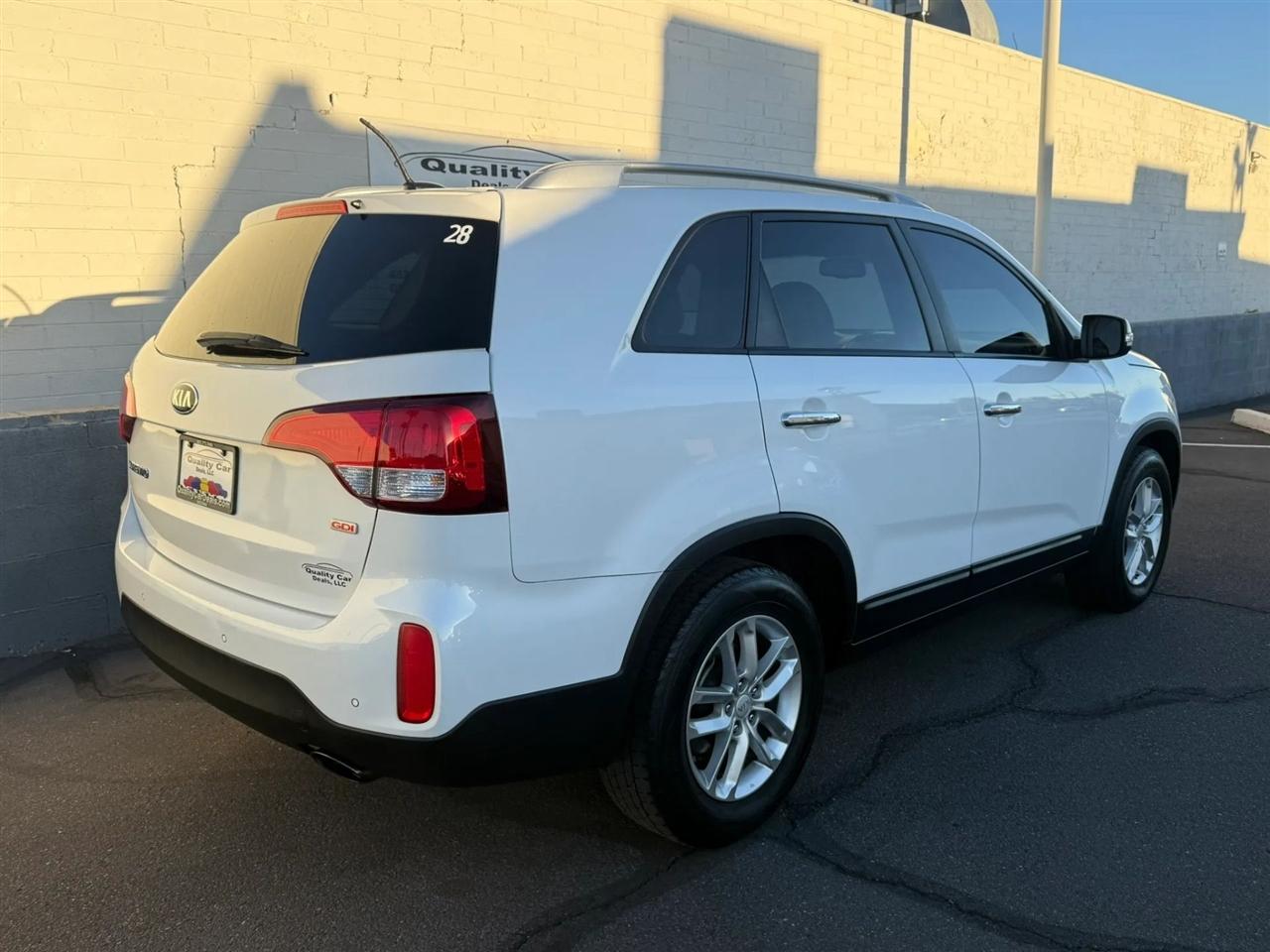 Kia Sorento LX 2WD 2015