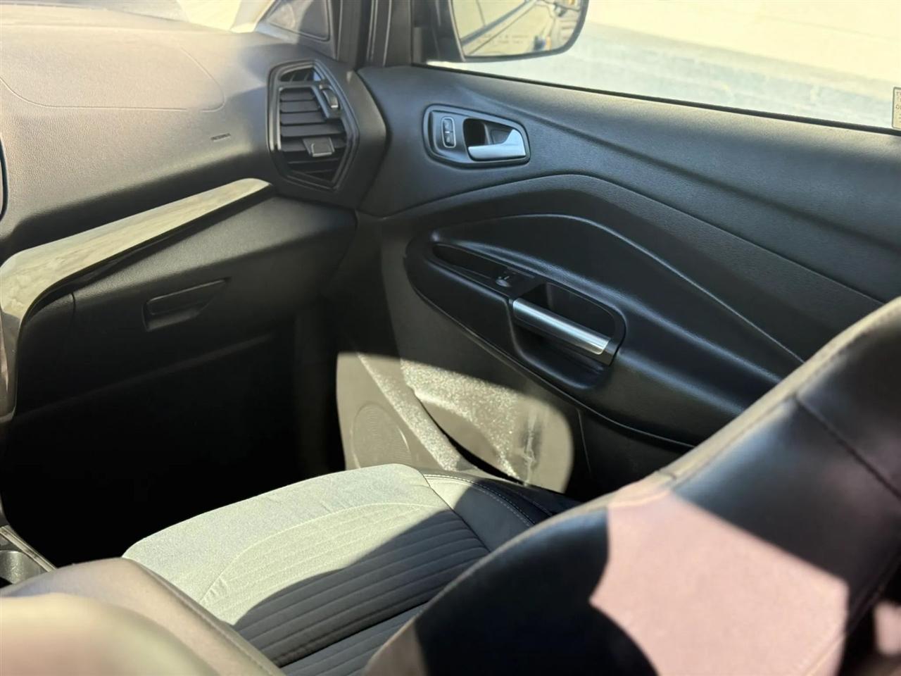 Ford Escape SE FWD 2018