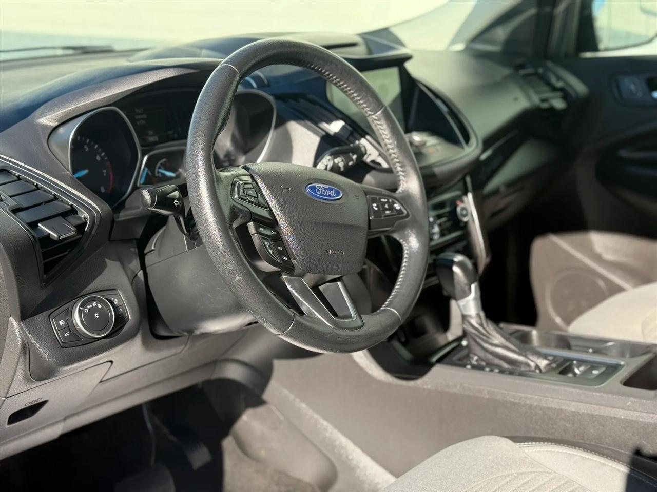 Ford Escape SE FWD 2018