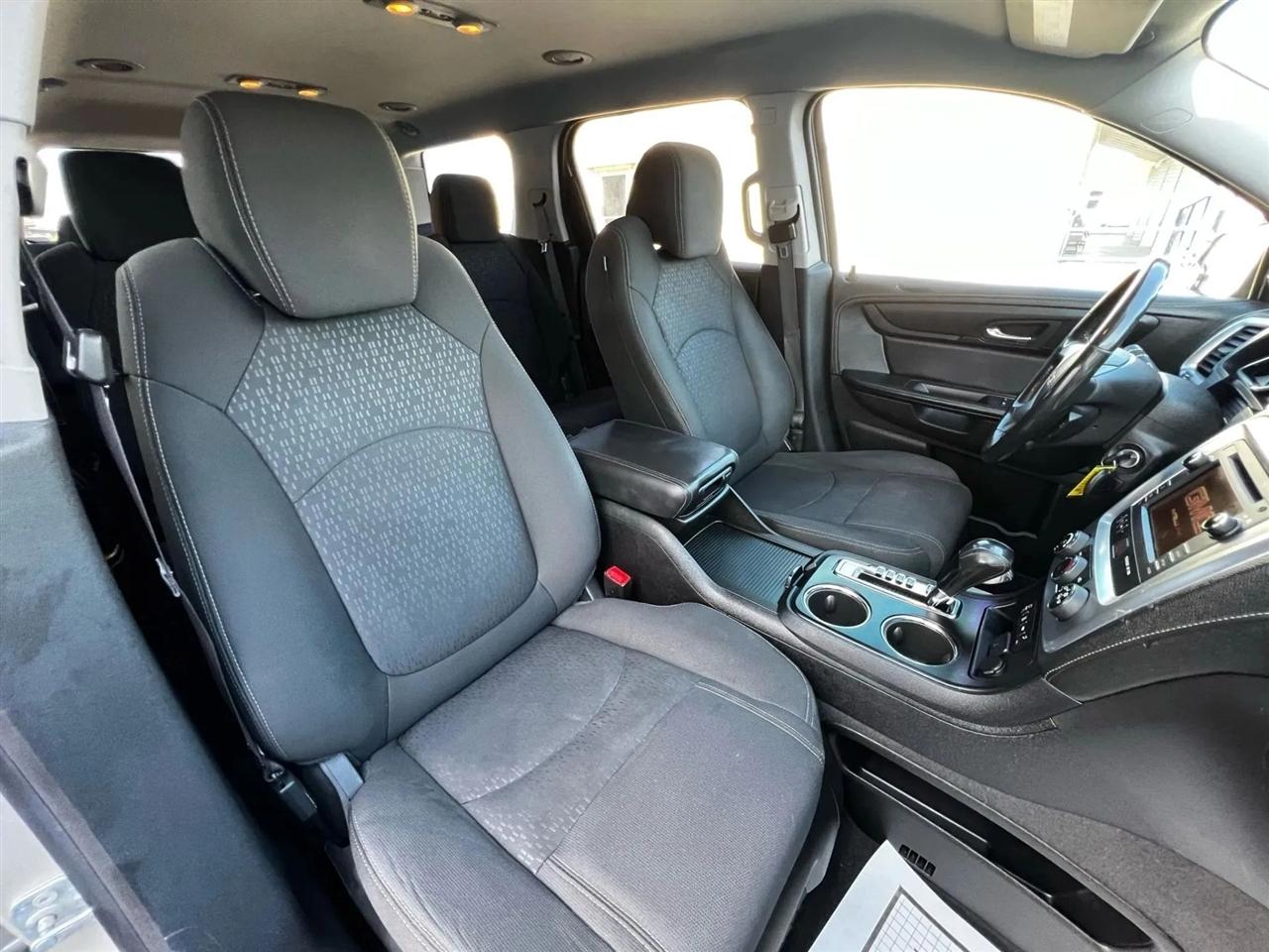 GMC Acadia SLE-2 AWD 2015