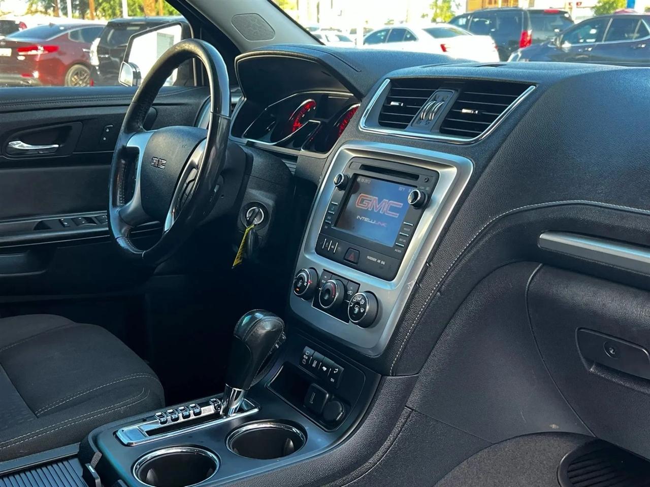 GMC Acadia SLE-2 AWD 2015