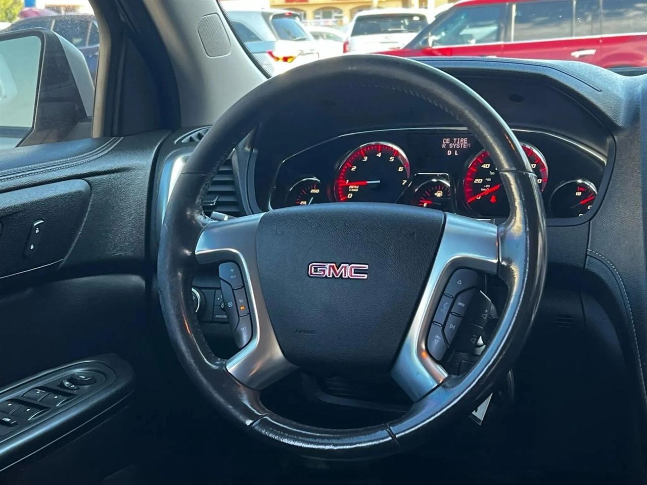 GMC Acadia SLE-2 AWD 2015