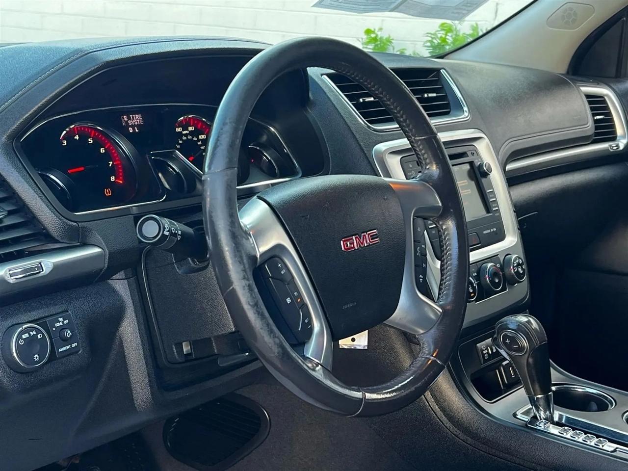 GMC Acadia SLE-2 AWD 2015