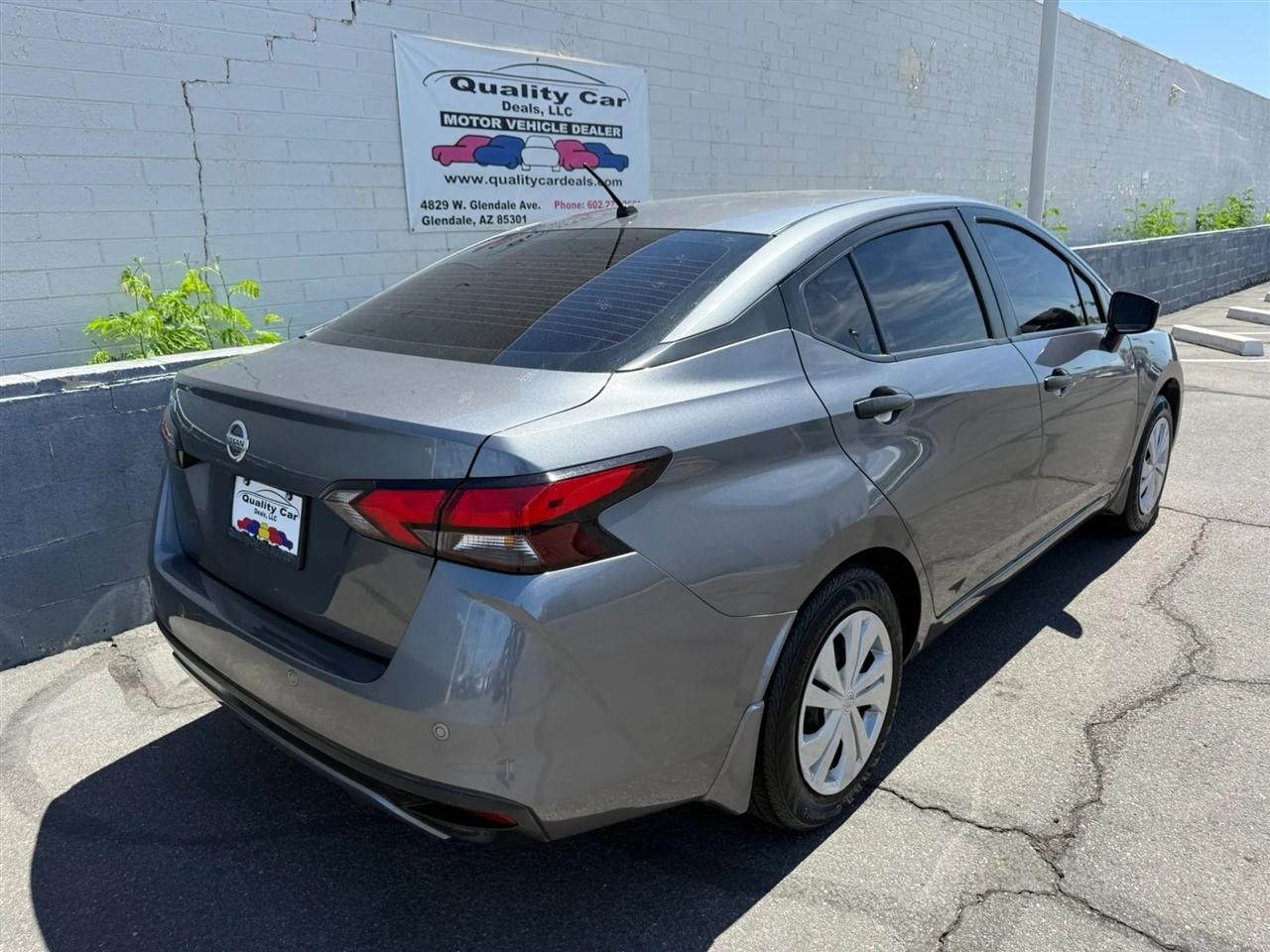 Nissan Versa S CVT 2021