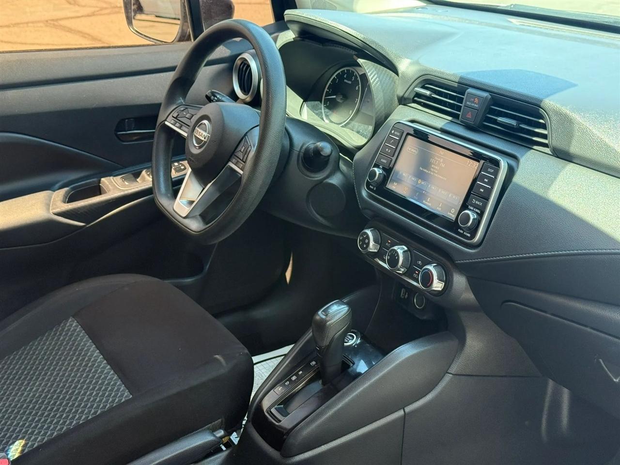 Nissan Versa S CVT 2021