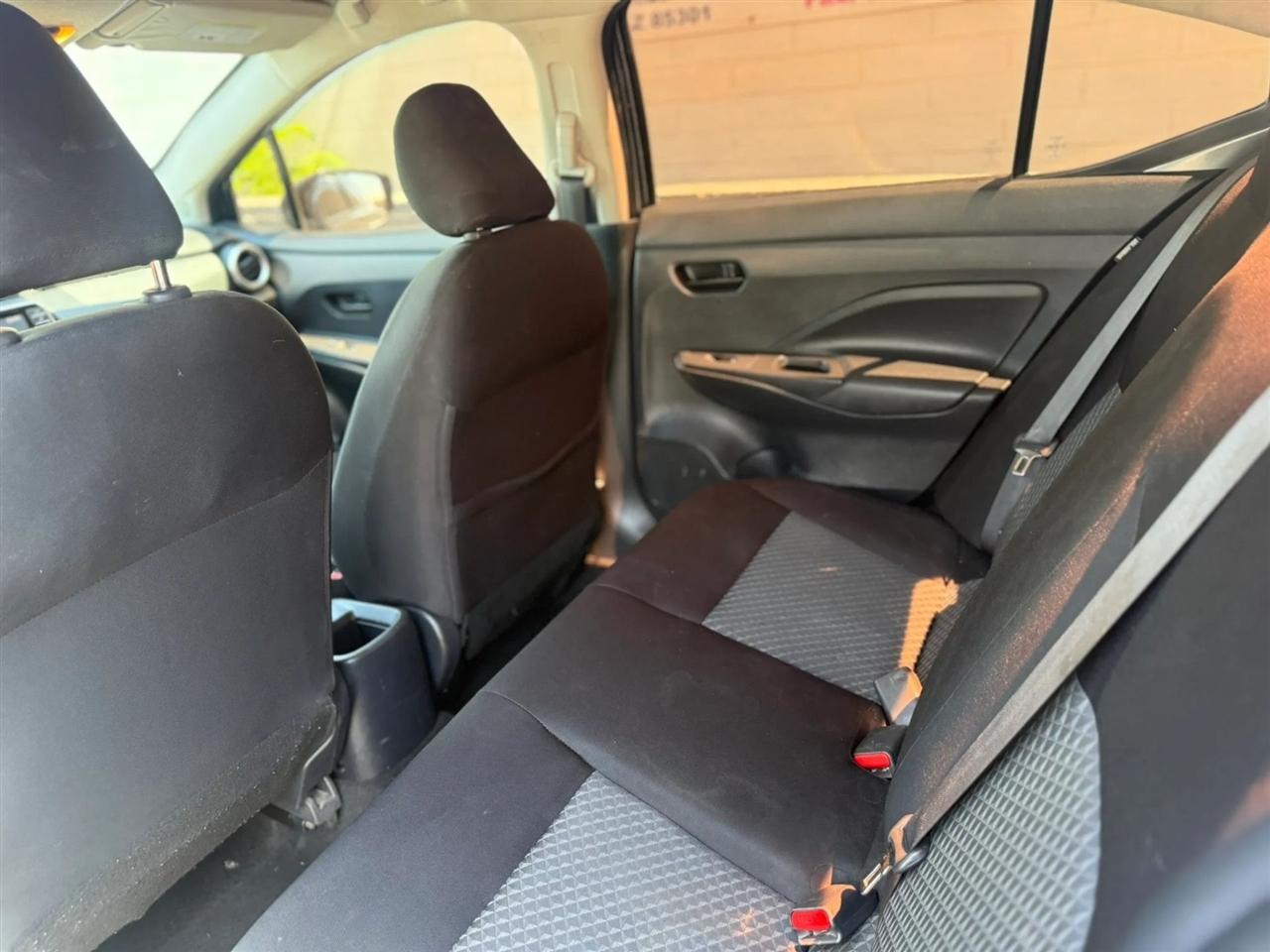 Nissan Versa S CVT 2021