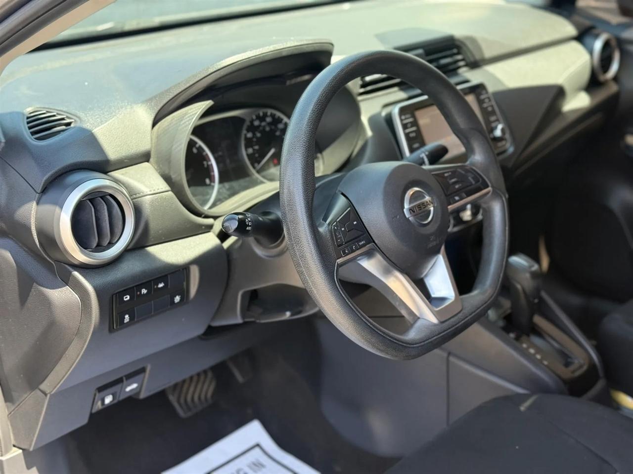 Nissan Versa S CVT 2021