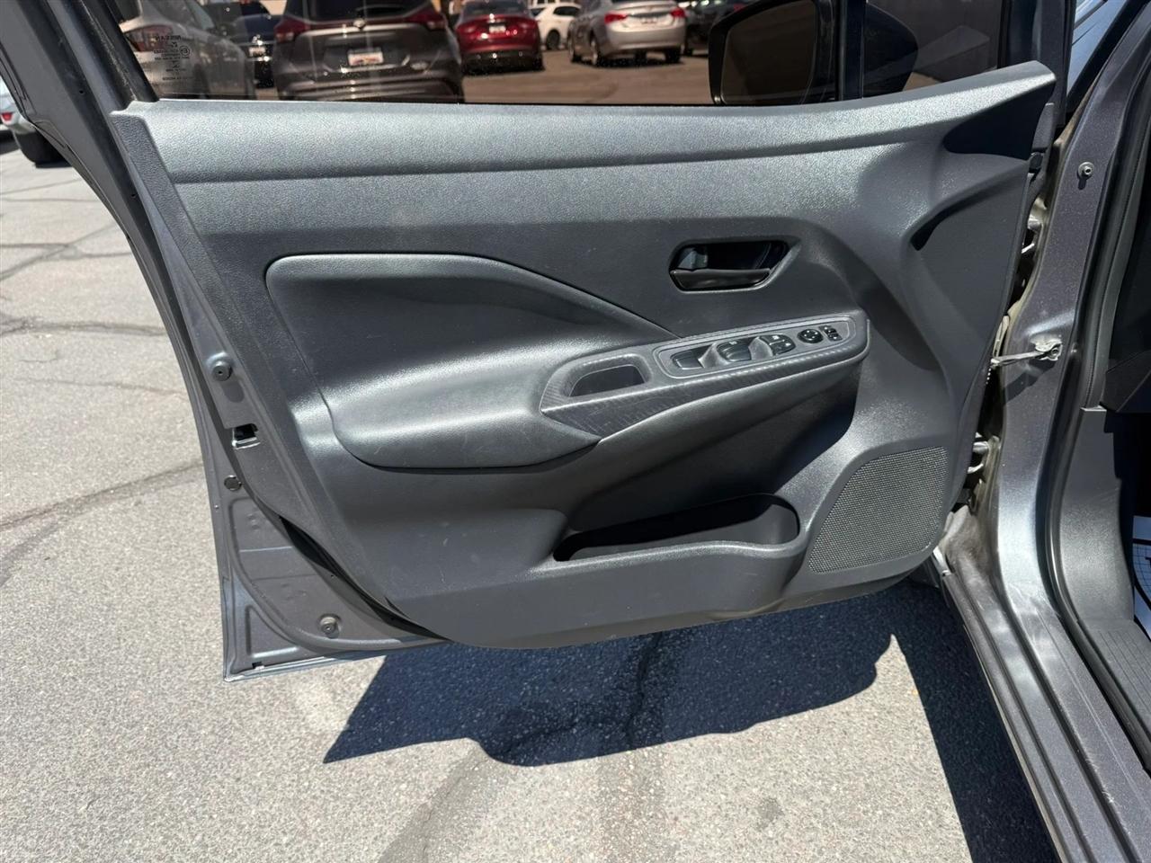 Nissan Versa S CVT 2021