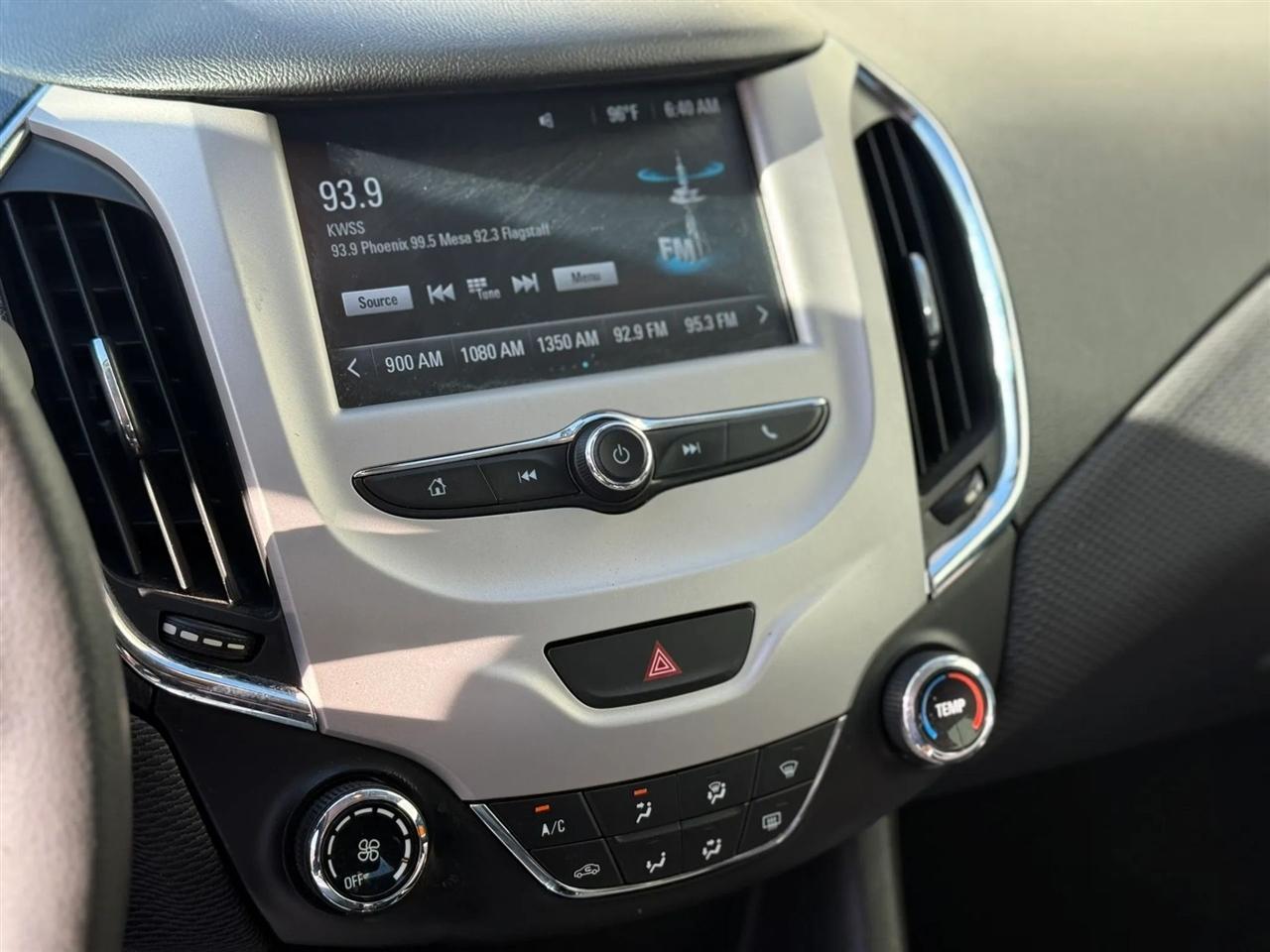 Chevrolet Cruze LS Auto 2017